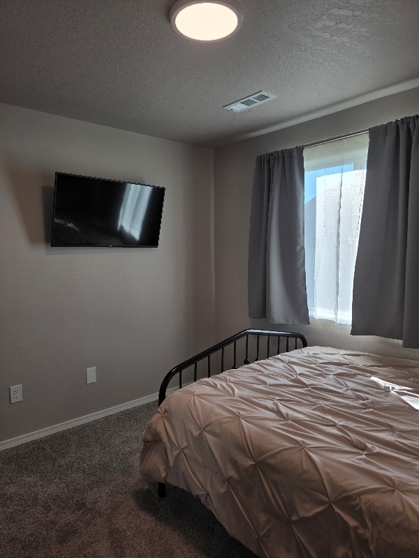 Building Photo - 600 Van Wy