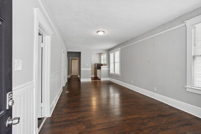 Foto del edificio - Large 3BR/2BA Downtown Savannah Home For Rent