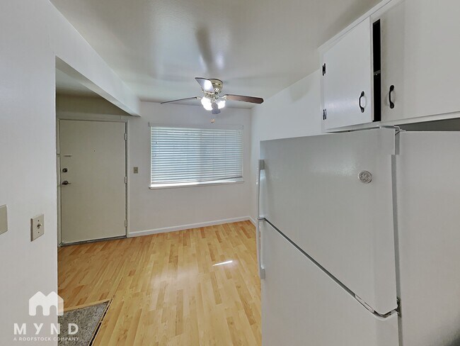 Foto del edificio - 2376 Sutter Ave