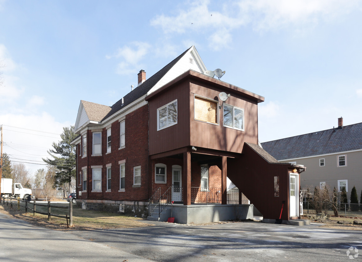 Building Photo - 2346 Campbell Ave