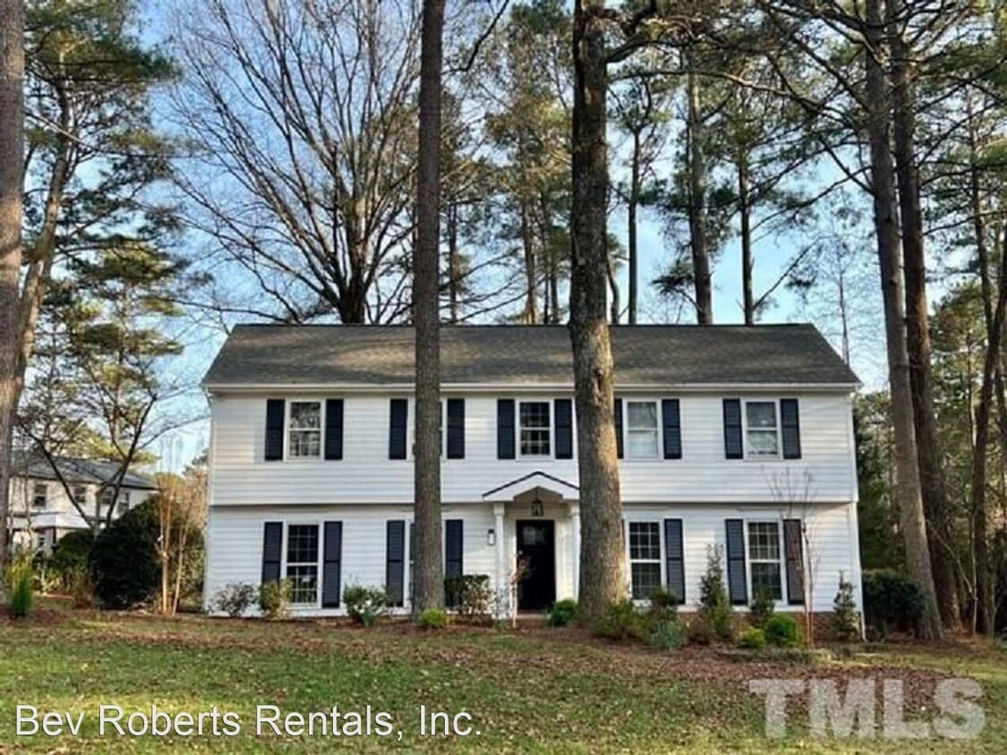 Primary Photo - 3 br, 4 bath House - 1212 Country Court