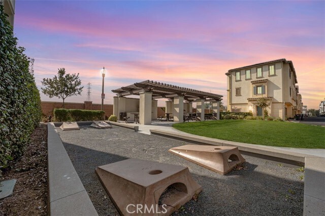 Foto del edificio - 8241 Traveller St