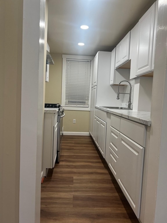 Foto del edificio - 241-243-243 Broadway