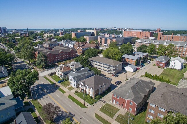 Foto del edificio - 413 N Dubuque St