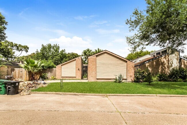 Building Photo - 3031 Ashford Trail