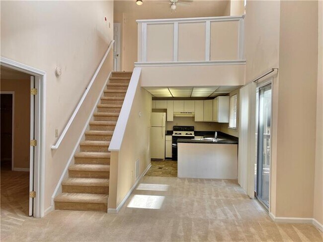Building Photo - 2675 Windy Hill Place SE
