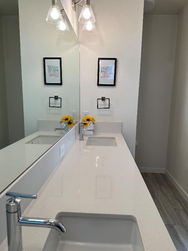 Building Photo - 1541 14th Ave S