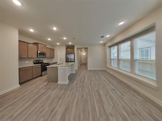 Building Photo - 1605 Mexican Heather Dr