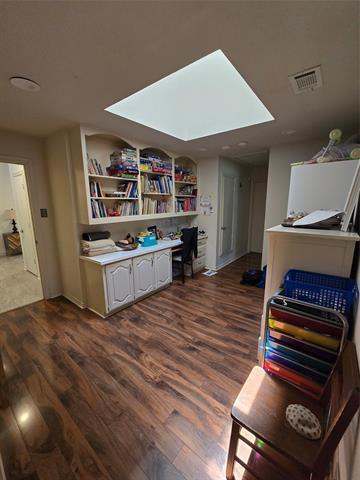 Foto del edificio - 6524 Garlinghouse Ln