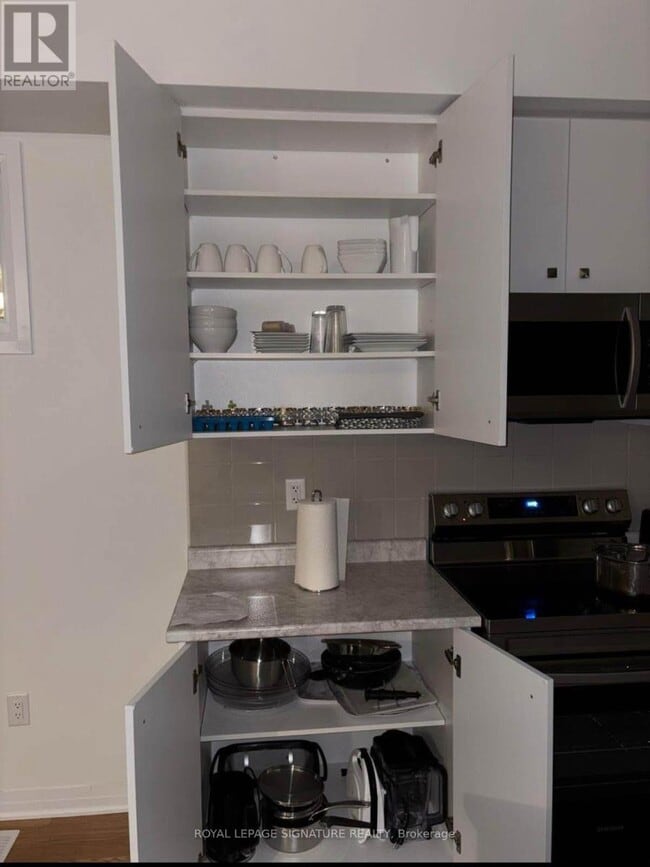 Building Photo - 65 Masters Street