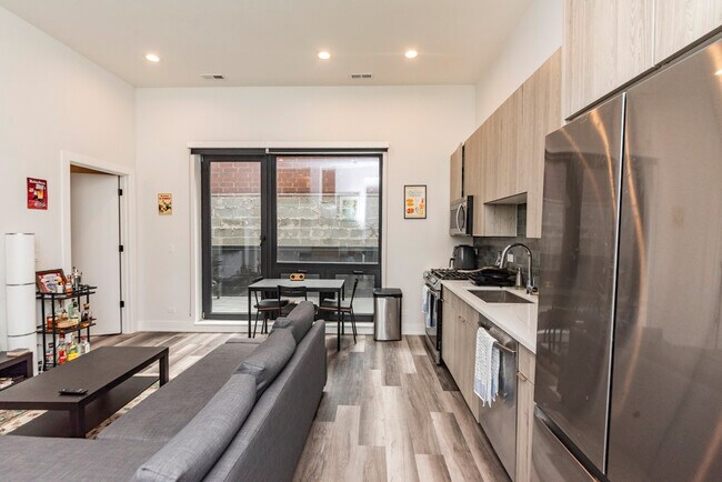 Foto del edificio - 2317 N Clark St