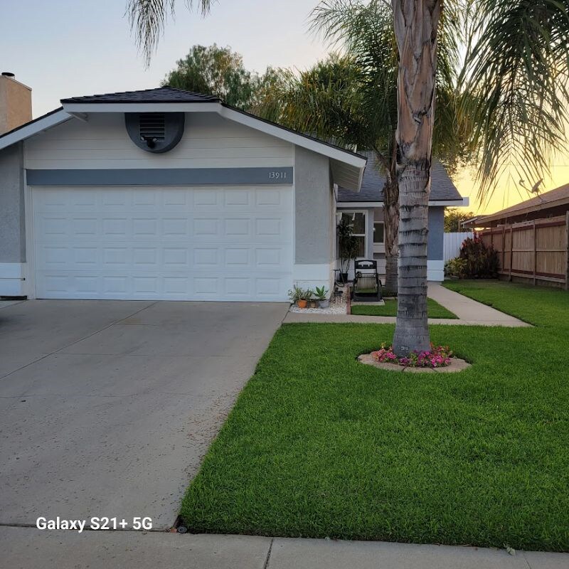 Primary Photo - 13911 Elmwood Ct