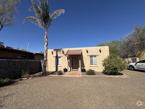 Building Photo - 3025 N Olsen Ave