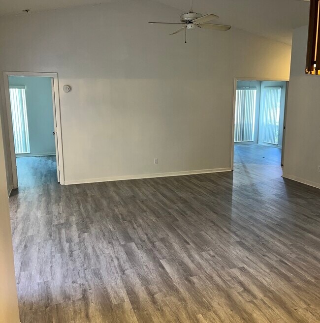 Foto del edificio - 3326 SW Villa Pl