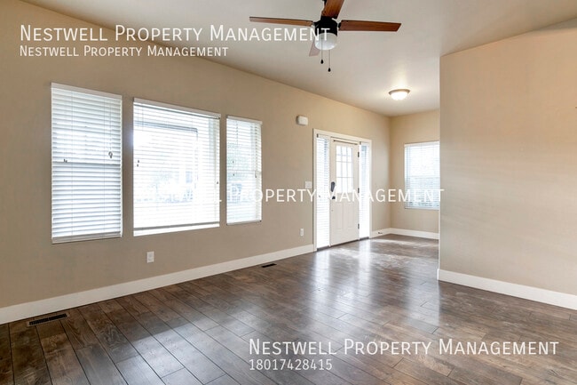 Building Photo - Fantastic 4-bed Home in Daybreak