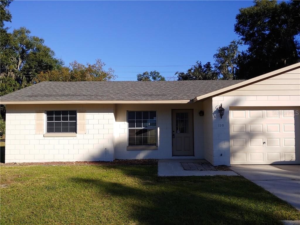 110 S Rhodes St, Mount Dora, FL 32757 Townhome Rentals in Mount Dora
