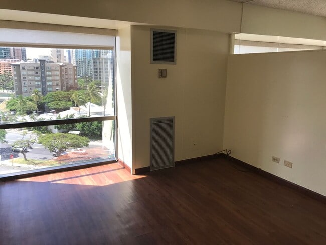 Building Photo - Century Center 1 Bdrm., 1 bath, 1 cov'd Pkg.