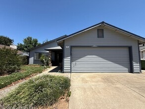Building Photo - 243 Rio Mesa Ct