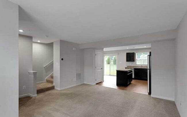 Foto del edificio - 28 Azalea Cir