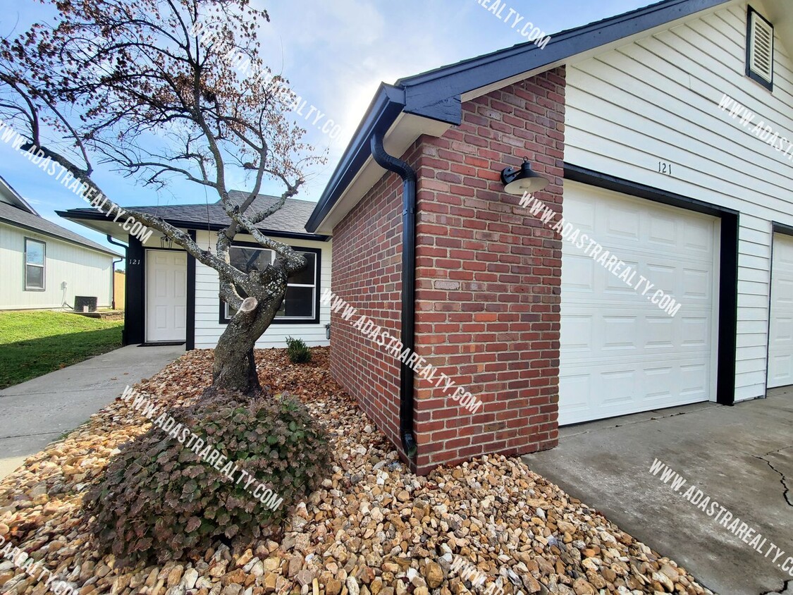 Foto principal - Gorgeous Remodeled Duplex in Baldwin City-...