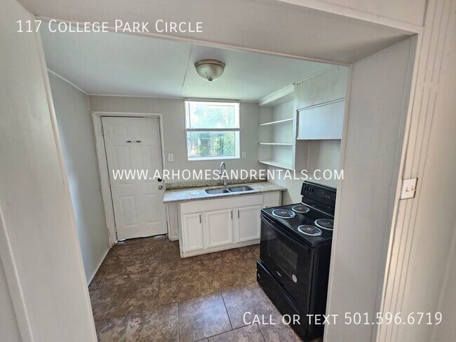 Foto del edificio - 117 College Park Cir
