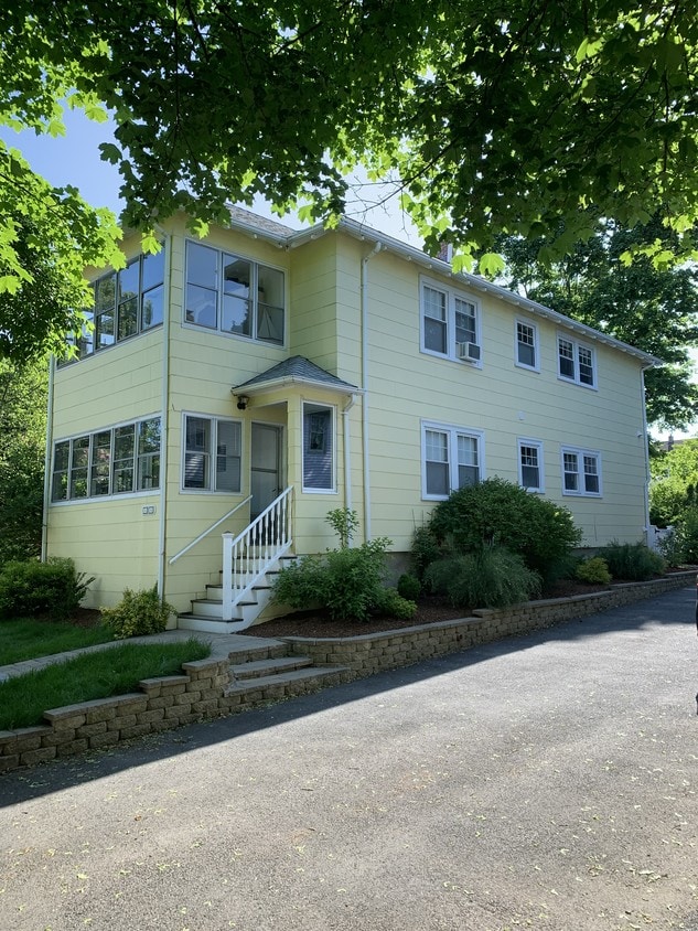 12 Barnard Rd, Belmont, MA 02478 Apartments in Belmont, MA