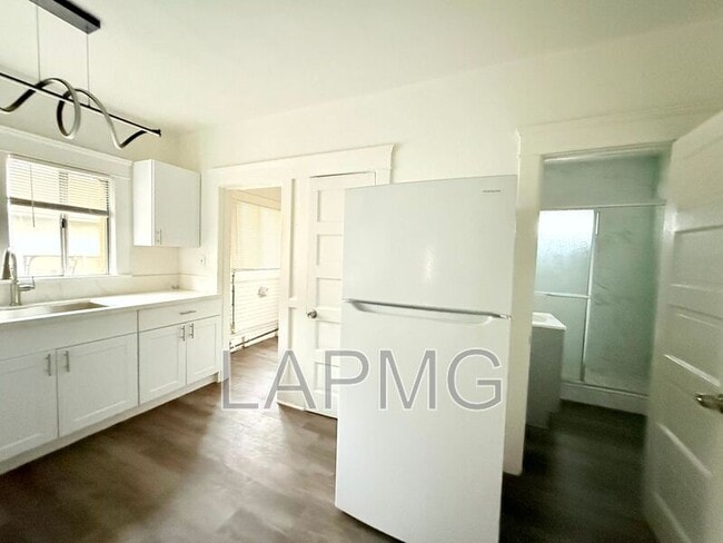 Foto del edificio - 1910.5 Daly St