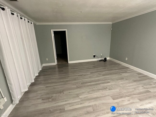 Building Photo - 2 br, 2 bath Condo - 142 Windtree Ln Bldg R