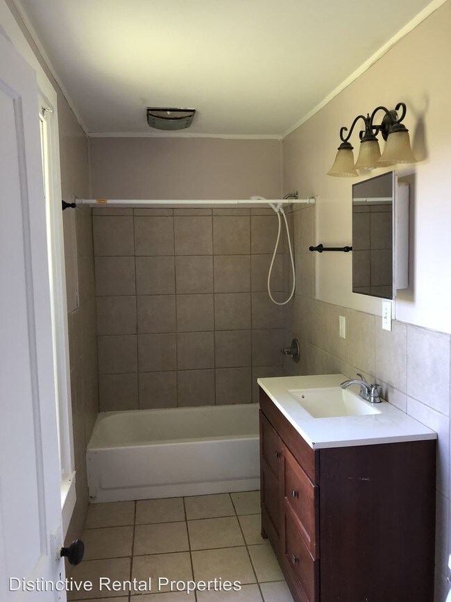 Foto del edificio - 2 br, 1 bath House - 810 N 400 W