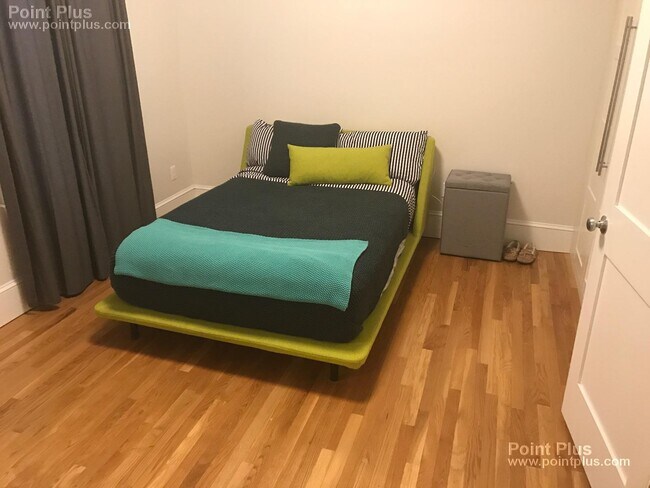 Foto del edificio - 87 3rd St
