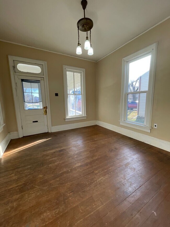 Foto del edificio - 1113 Constitution St