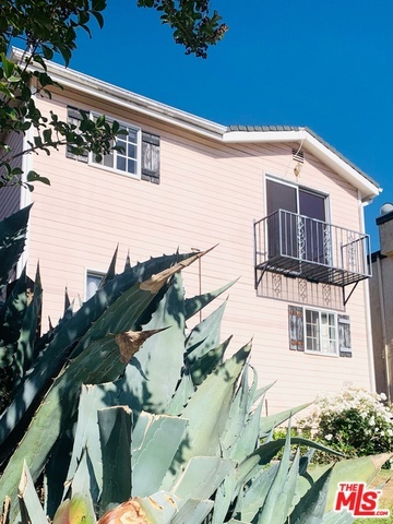Foto principal - 10150 McClemont Ave