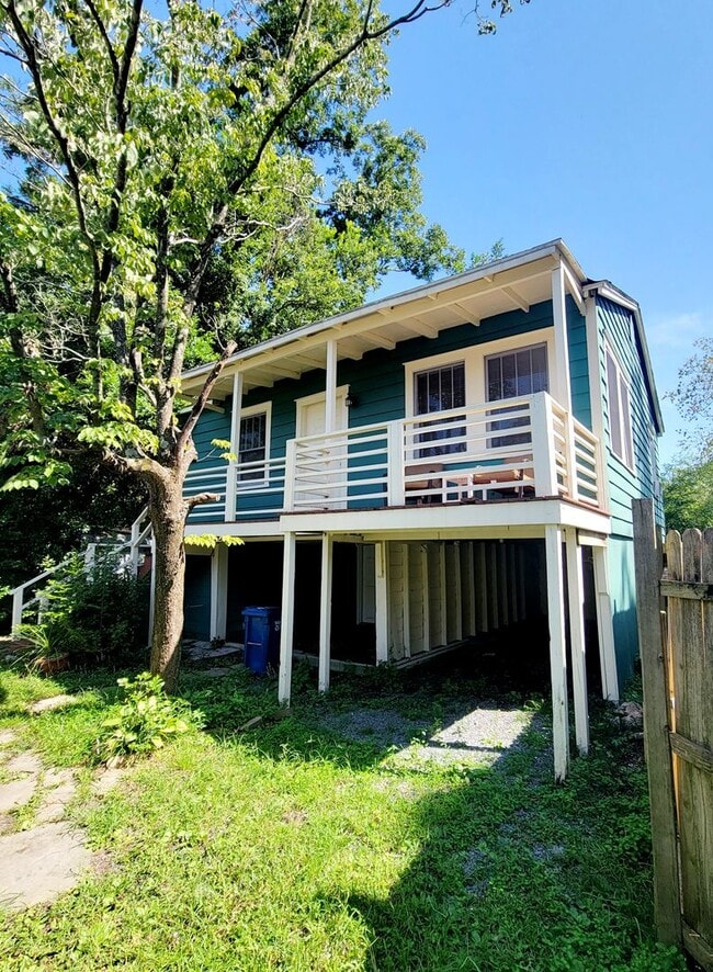 Building Photo - 17th & Orange Street in Downtown Wilmington - blocks to Cargo District!