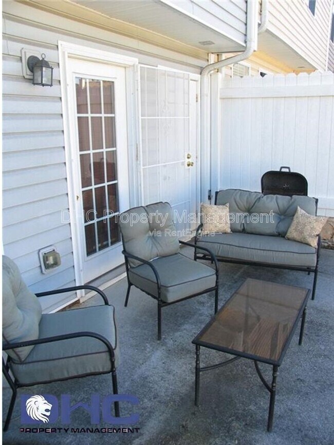 Photo - 2931 Vining Ridge Terrace Townhome