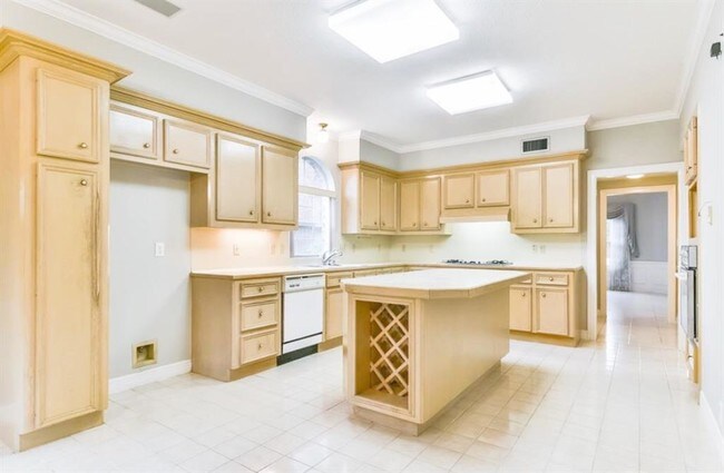 Foto del edificio - 5209 Grand Lake St