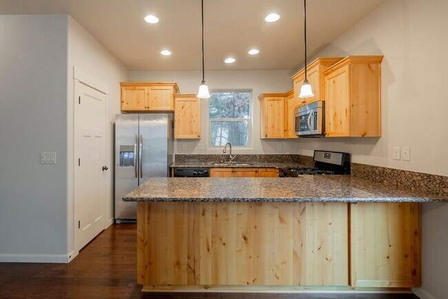 Foto del edificio - 14170 NE Flanders Ct