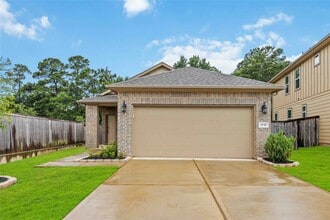 Building Photo - 7047 Silverleaf Oak St