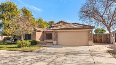 Building Photo - 7715 S 20th Dr