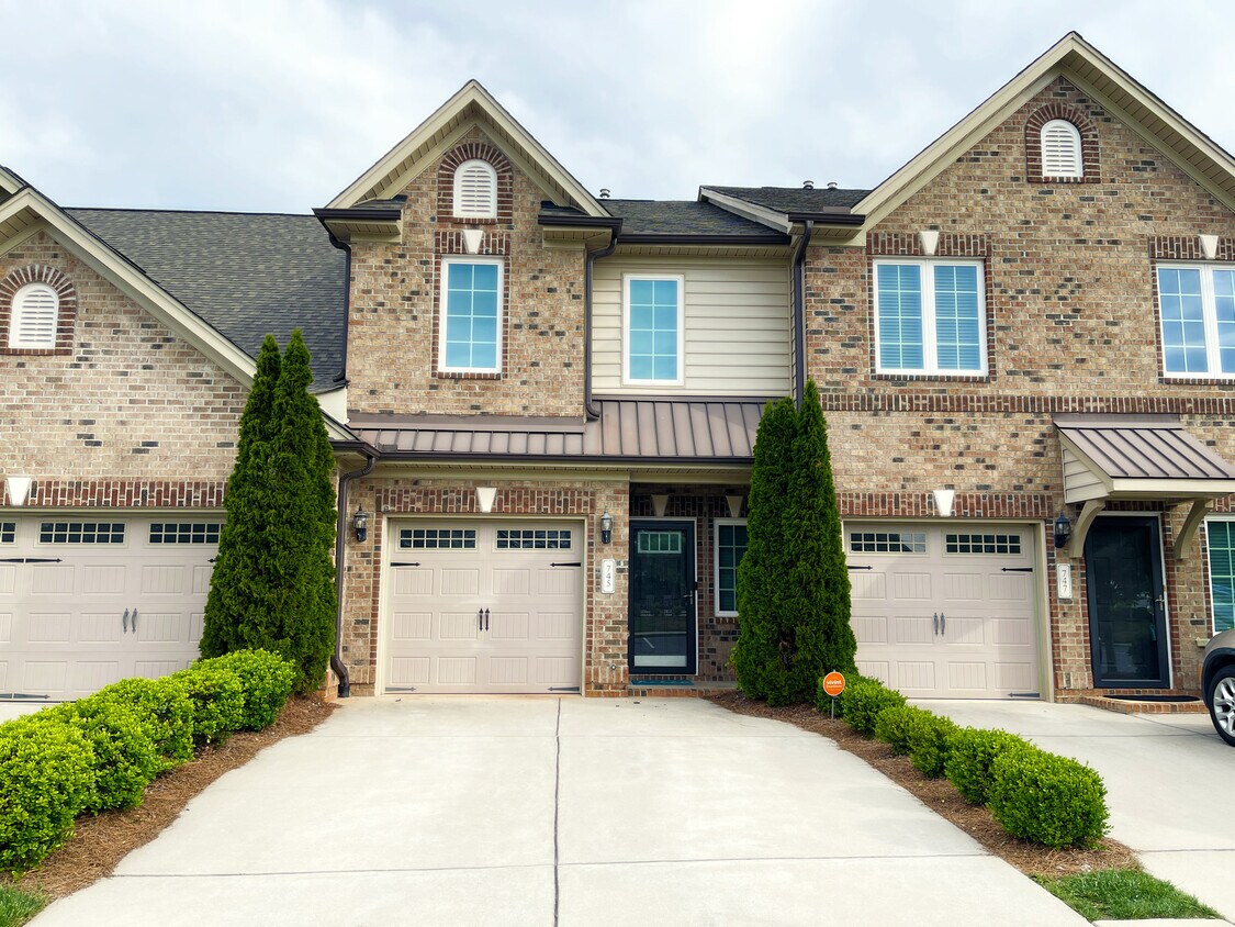 745 Common Dr, High Point, NC 27265 Townhome Rentals in High Point NC