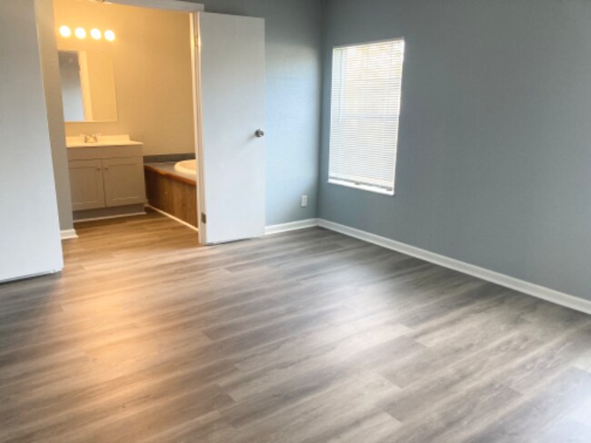 Building Photo - 15301 16th St