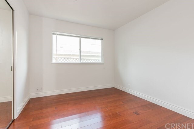 Foto del edificio - 1731 Earl Ave