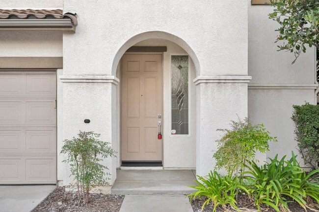 Building Photo - 10509 Hollingsworth Way