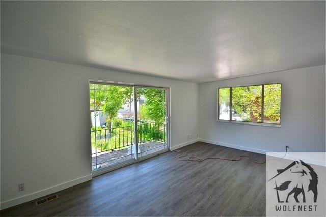 Foto del edificio - 942 N Cornell St