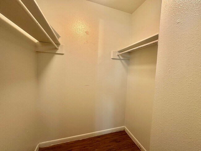 Foto del edificio - 1 BED 1 BATH IN AUSTIN TX!