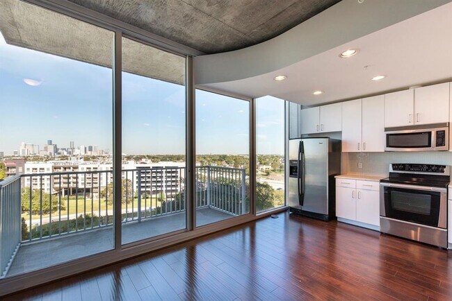 Building Photo - 5925 Almeda Rd