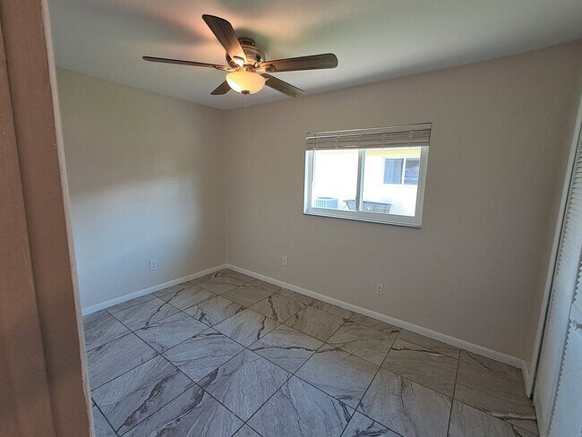 Foto del edificio - 1236-1238 SE 24th Ave