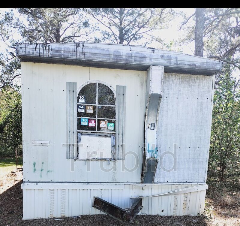 Building Photo - 1001 Dunes Ave