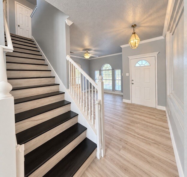 Building Photo - 5709 Parkwood Trail
