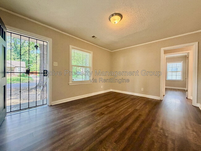 Photo - 3451 Hendricks Avenue House