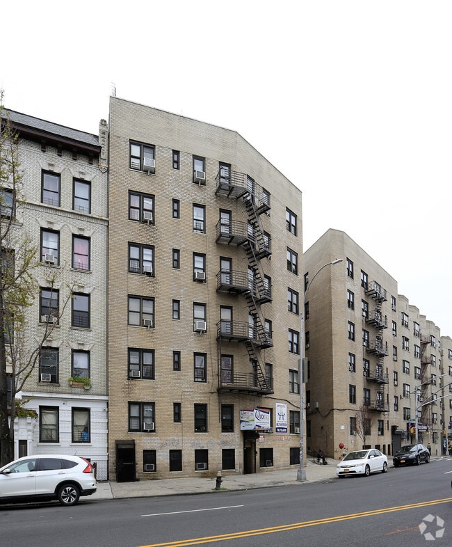 261 E Kingsbridge Rd, Bronx, NY 10458 Apartments Bronx, NY